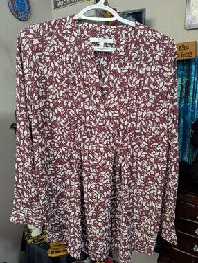 ALFRED SUNG Maroon and White Floral Long-Sleeve Tunic, Size Small